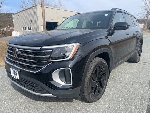 New 2026 Volkswagen Atlas SE AWD/4WD image 1