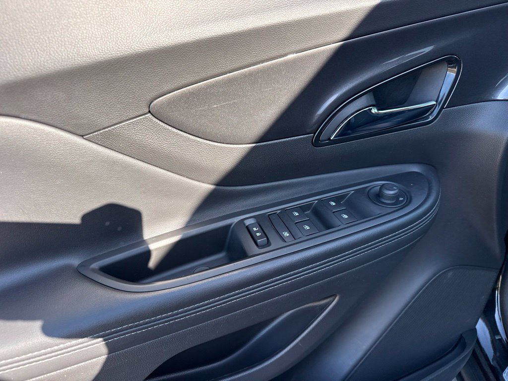 Used 2018 Buick Encore Preferred FWD image 14