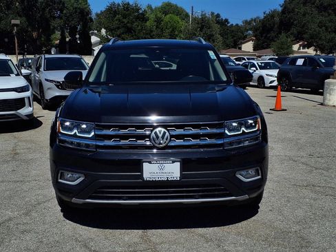 Used 2018 Volkswagen Atlas SEL AWD/4WD image 2