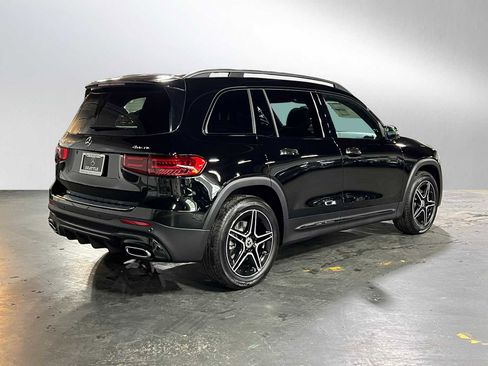 New 2026 Mercedes-Benz GLB 250 4MATIC image 3