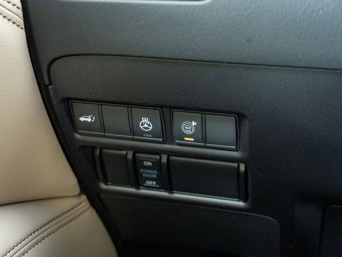 Used 2023 Nissan Armada SL w/ Cargo Package RWD image 30