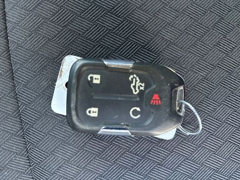 Used 2021 Chevrolet Silverado 1500 LT w/ Convenience Package II image 33