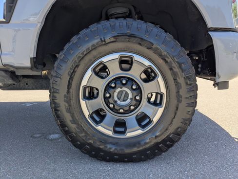 Used 2024 Ford F250 Platinum w/ Tremor Off-Road Package AWD/4WD image 10