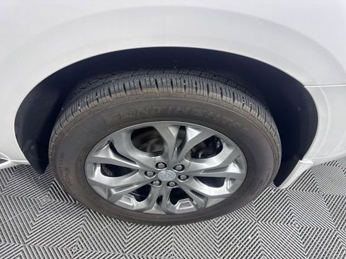 Used 2021 Buick Enclave Avenir image 12