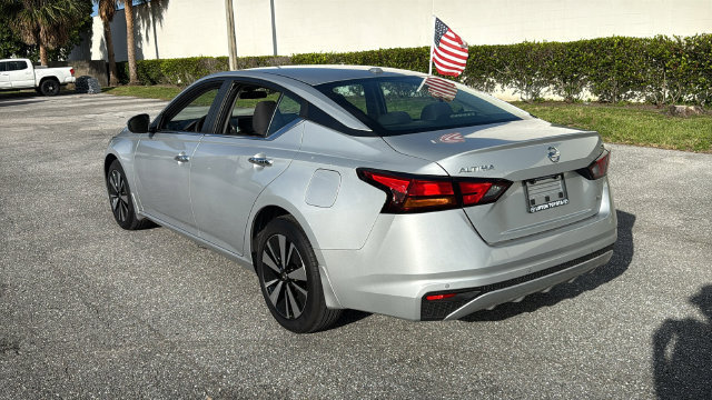 Used 2022 Nissan Altima 2.5 SV AWD/4WD image 5