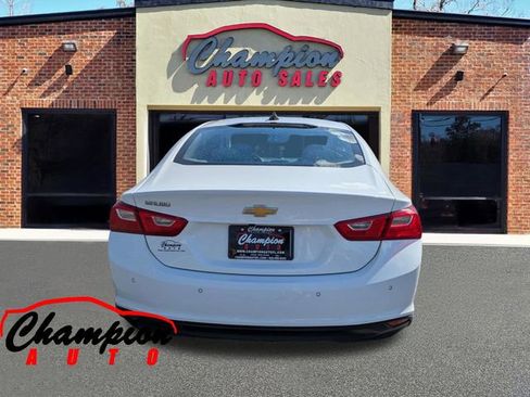 Used 2020 Chevrolet Malibu LS w/ Driver Confidence Package II image 8