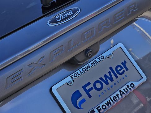 Used 2023 Ford Explorer Timberline w/ Timberline Technology Package image 9