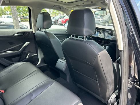 Used 2019 Volkswagen Jetta SE FWD image 47