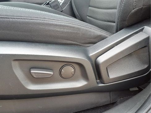 Used 2020 Ford Ranger XLT w/ Equipment Group 302A Luxury AWD/4WD image 21