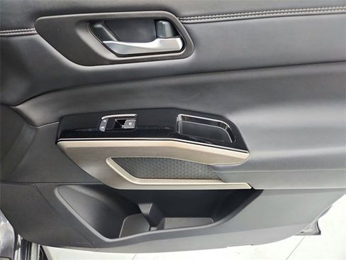 Used 2023 Nissan Pathfinder Platinum w/ Lighting Package (N93) image 50