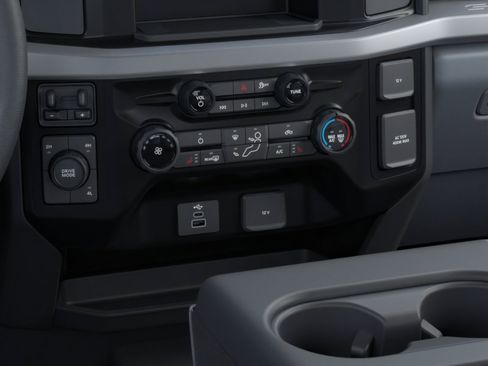 New 2026 Ford F550 4x4 Crew Cab w/ XLT Value Package image 15