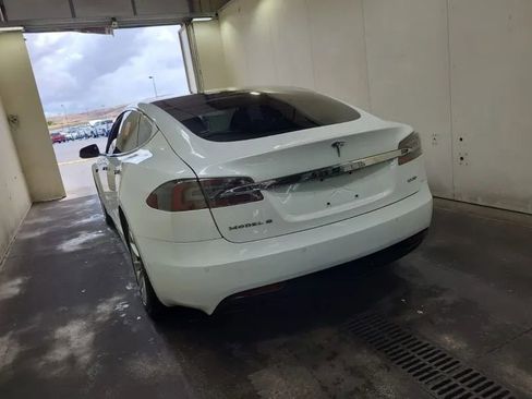 Used 2018 Tesla Model S 100D AWD/4WD image 2