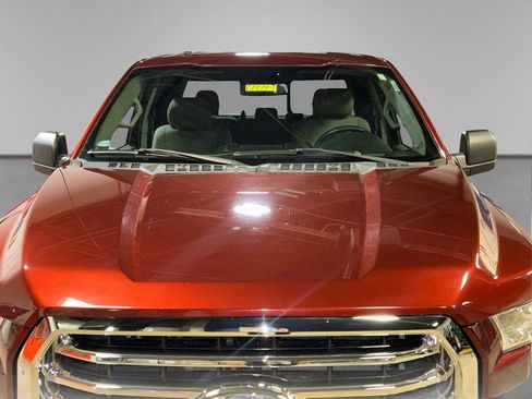 Used 2017 Ford F150 XLT w/ Equipment Group 302A Luxury image 11