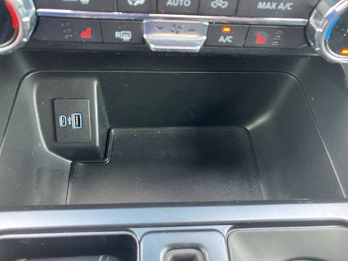 Used 2022 Ford F150 XLT w/ Equipment Group 302A High AWD/4WD image 23