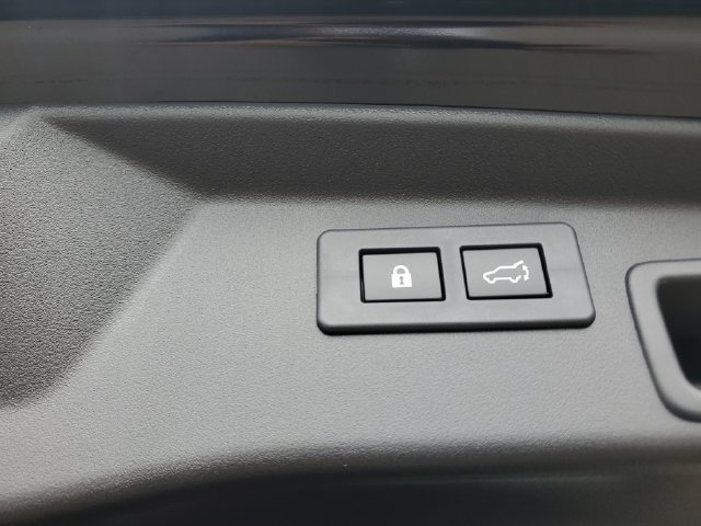 Used 2026 Subaru Outback Limited AWD/4WD image 27