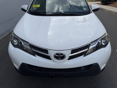 Used 2015 Toyota RAV4 XLE AWD/4WD image 8