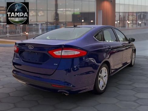 Used 2016 Ford Fusion SE FWD image 8