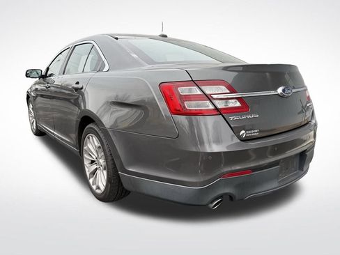 Used 2016 Ford Taurus Limited image 4