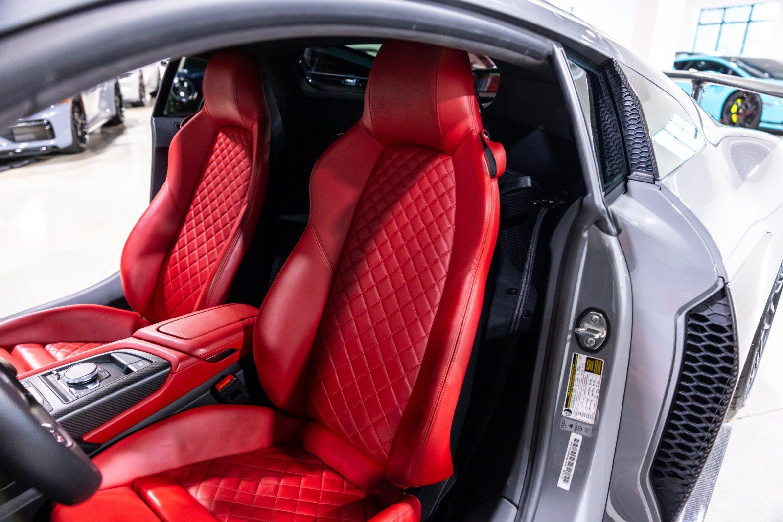 Used 2017 Audi R8 V10 AWD/4WD image 36