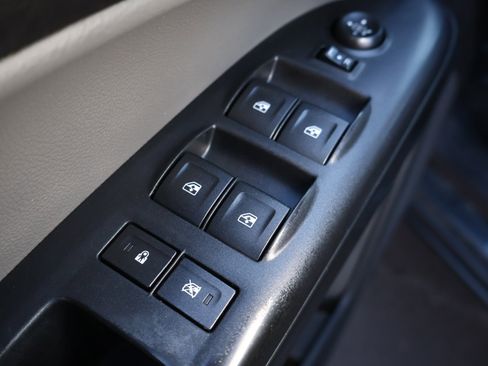 Used 2016 Chevrolet Colorado W/T w/ WT Convenience Package image 6