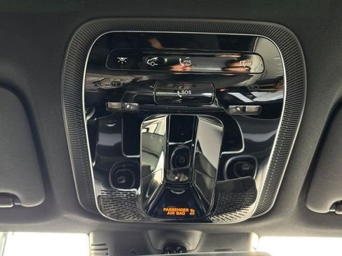 Used 2025 Mercedes-Benz GLC 300 GLC 300 image 36