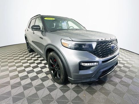 Certified 2023 Ford Explorer ST w/ Equipment Group 401A image 4