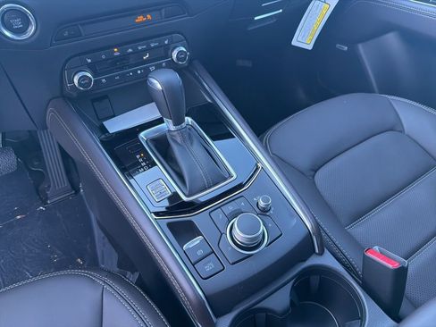 New 2025 MAZDA CX-5 Signature image 17