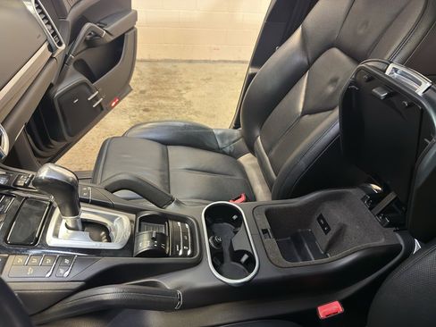 Used 2013 Porsche Cayenne Diesel image 20