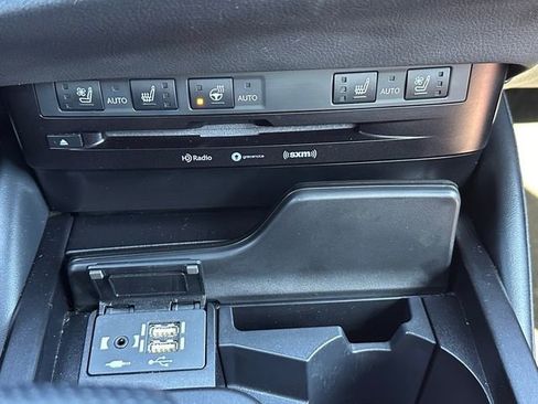 Used 2022 Lexus ES 350 F Sport image 33