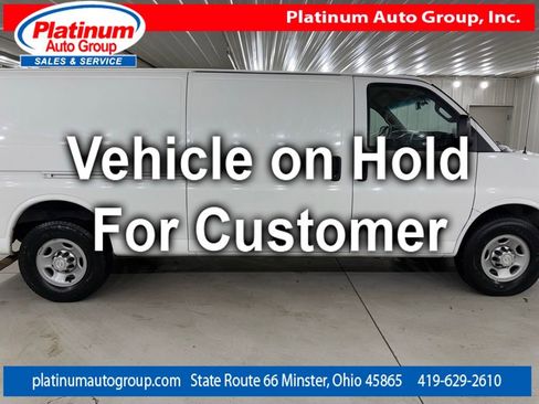 Used 2016 Chevrolet Express 3500 Extended RWD image 6