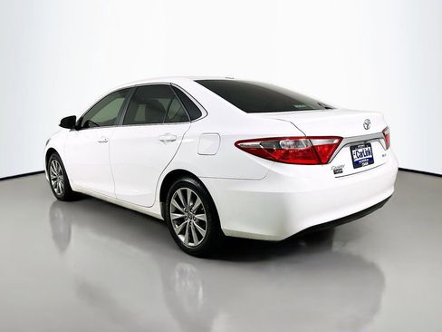 Used 2016 Toyota Camry XLE FWD image 5