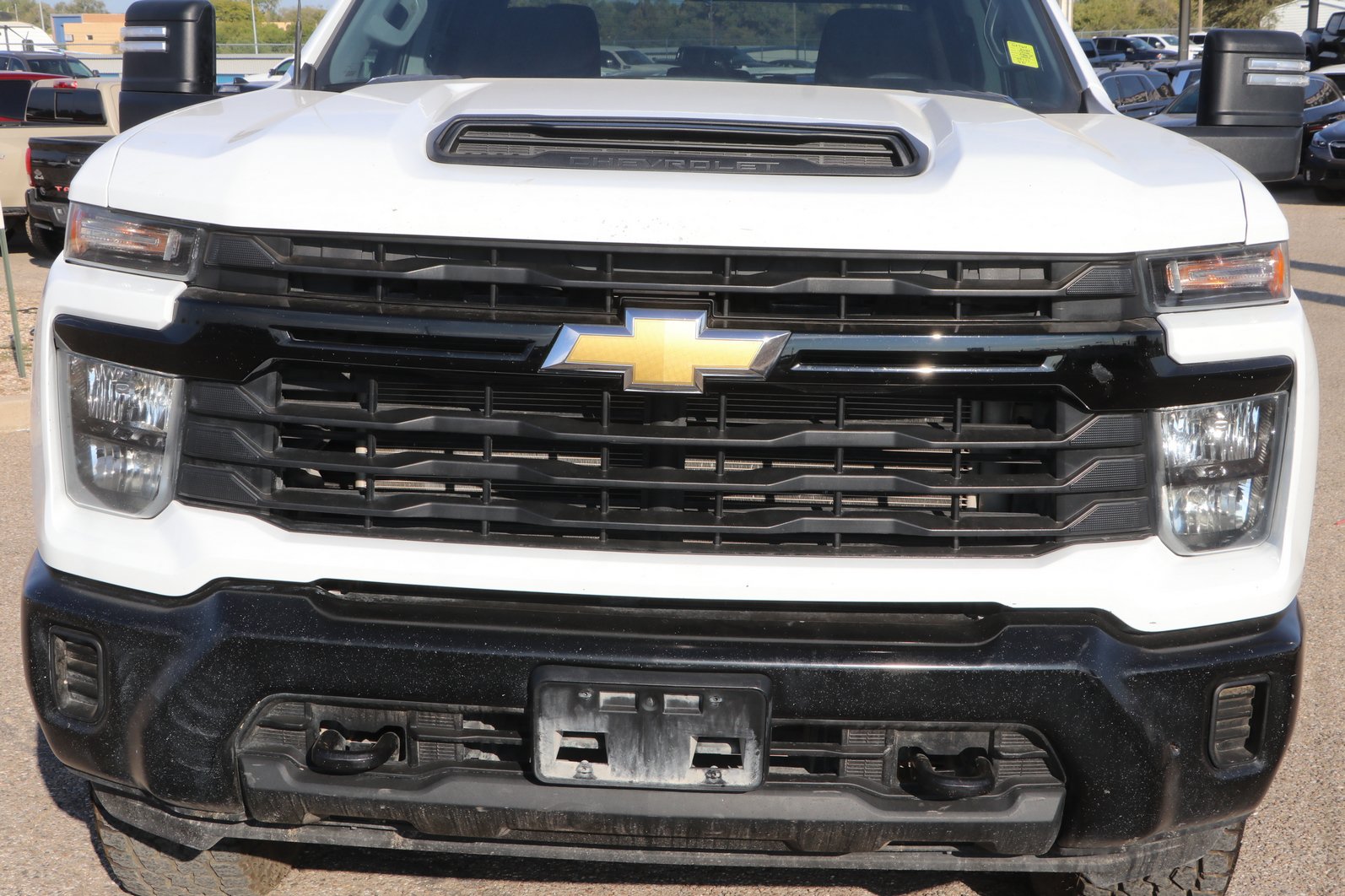 Used 2024 Chevrolet Silverado 2500 W/T w/ WT Convenience Package AWD/4WD image 2