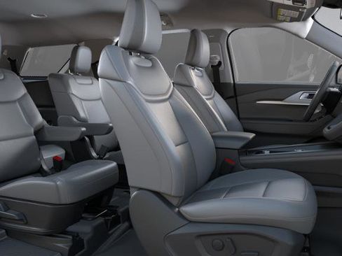 New 2025 Ford Explorer Active w/ Active Comfort Package image 28