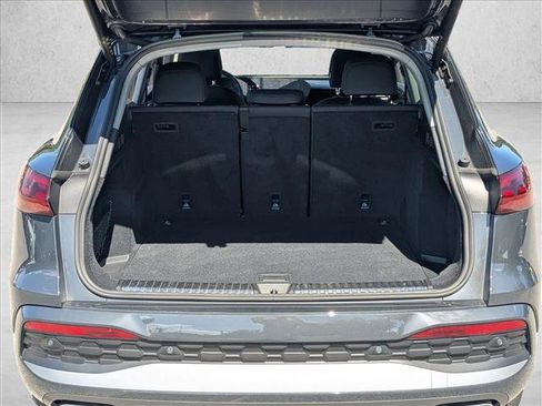 Certified 2025 Audi Q5 Premium w/ Convenience Package AWD/4WD image 6