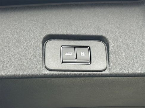 New 2026 Nissan Rogue Platinum image 14