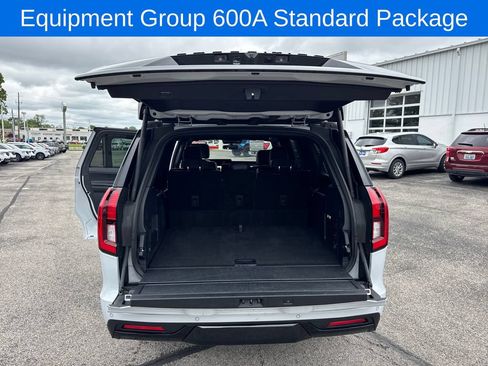 Used 2025 Ford Expedition Max Platinum w/ Stealth Appearance Package AWD/4WD image 14
