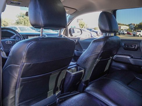 Used 2021 Toyota Tacoma SR5 image 25