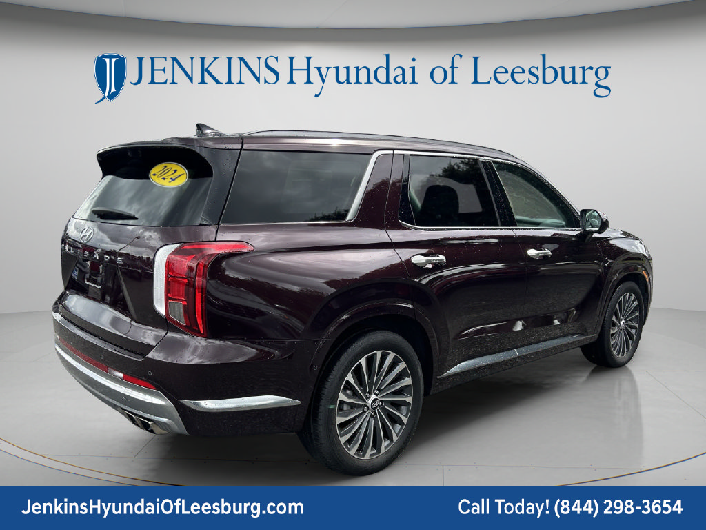 Certified 2024 Hyundai Palisade Calligraphy FWD image 5