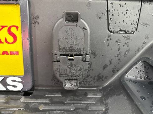 Used 2026 RAM 1500 Tungsten w/ Off Road Group AWD/4WD image 8