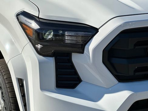 New 2026 Toyota Tacoma SR5 AWD/4WD image 30