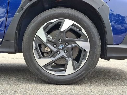 Used 2024 Subaru Crosstrek 2.5i Limited AWD/4WD image 8