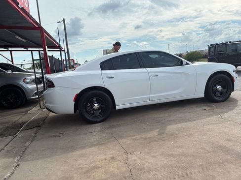 Used 2016 Dodge Charger Police RWD image 16