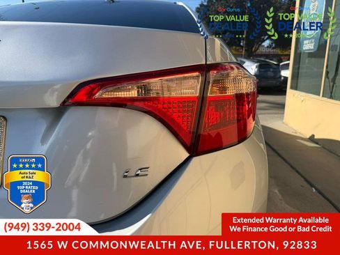 Used 2019 Toyota Corolla LE image 19
