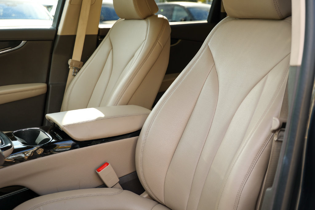 Used 2023 Lincoln Nautilus AWD w/ Premium Package image 36