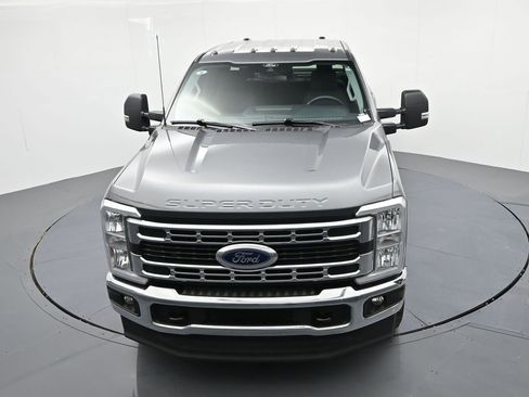 Used 2025 Ford F350 XLT image 18