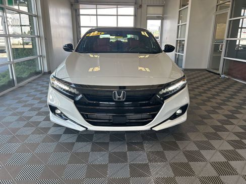 Used 2021 Honda Accord Sport image 2