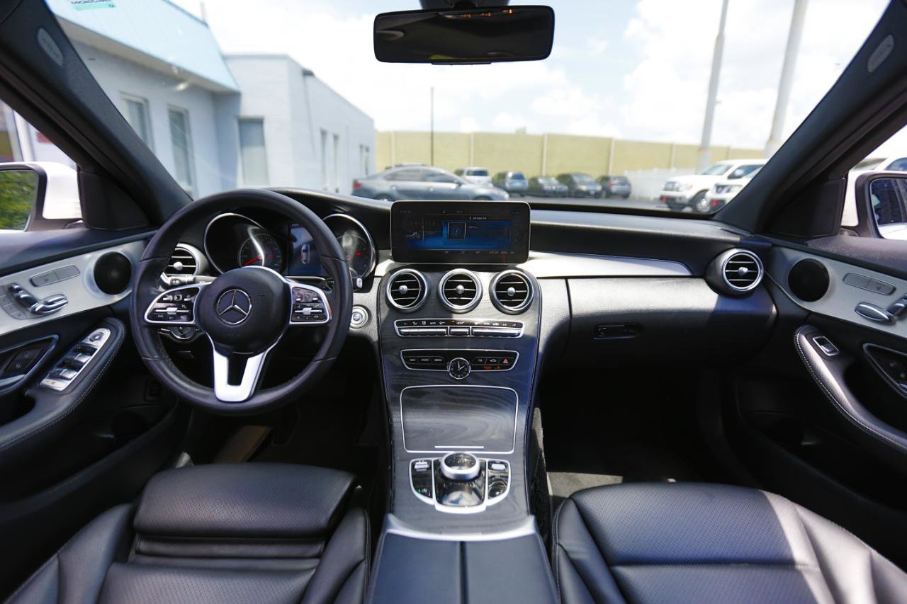 Used 2019 Mercedes-Benz C 300 Sedan w/ Premium Package image 11