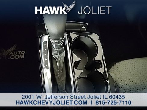 Used 2025 Chevrolet Trax LT w/ LT Convenience Package FWD image 18