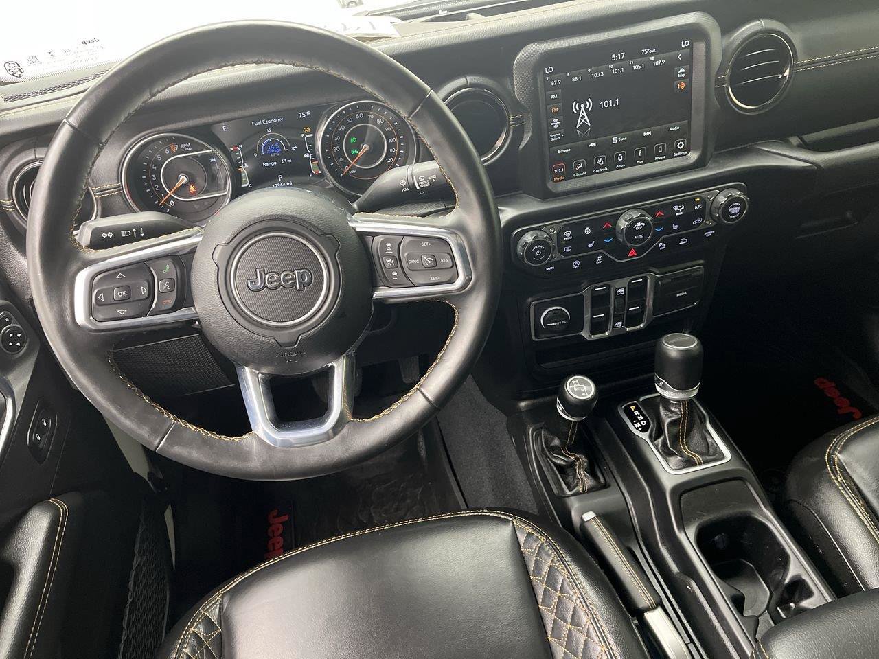 Used 2022 Jeep Gladiator Overland AWD/4WD image 15