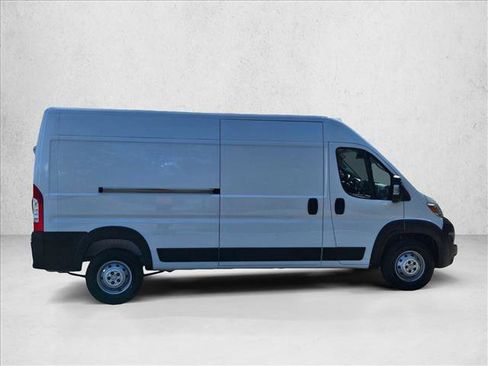 Used 2023 RAM ProMaster 2500 FWD image 4